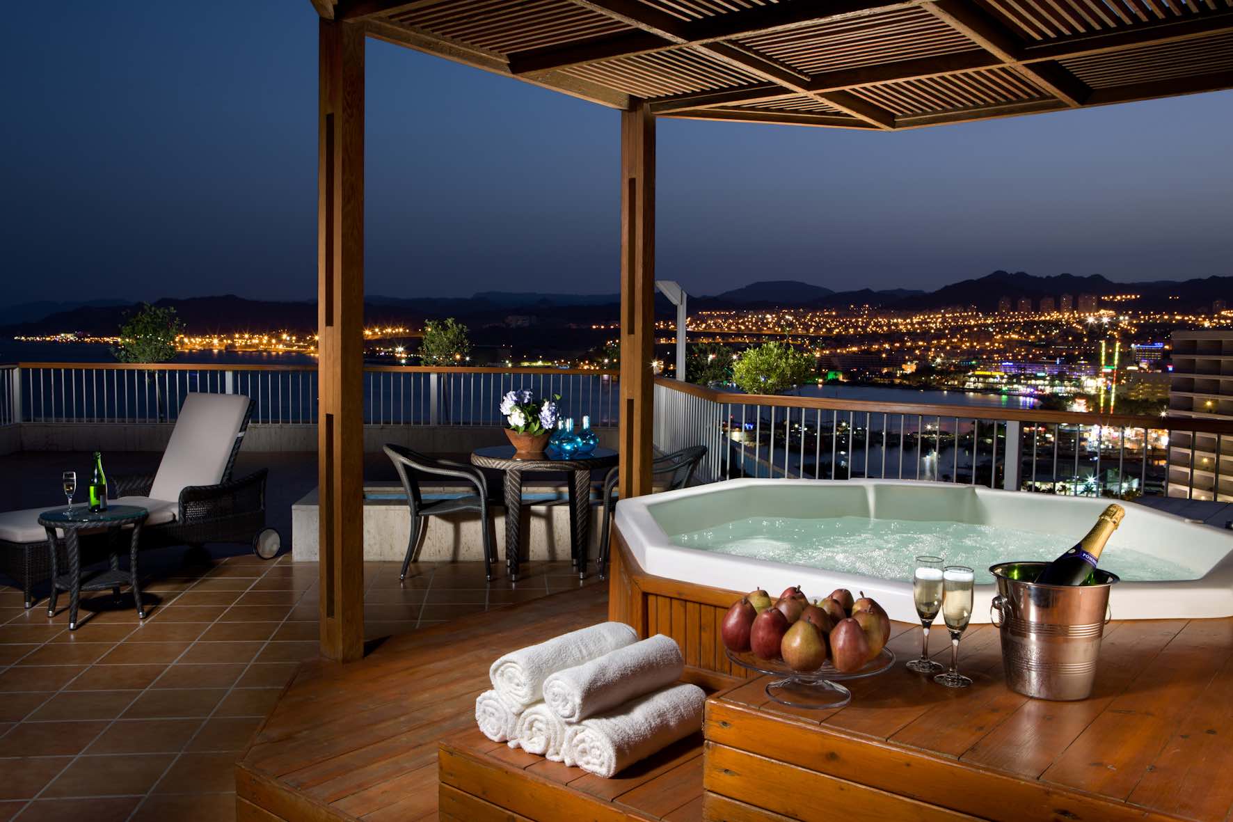 Dan Hotel, Eilat, Israel - jacuzzi