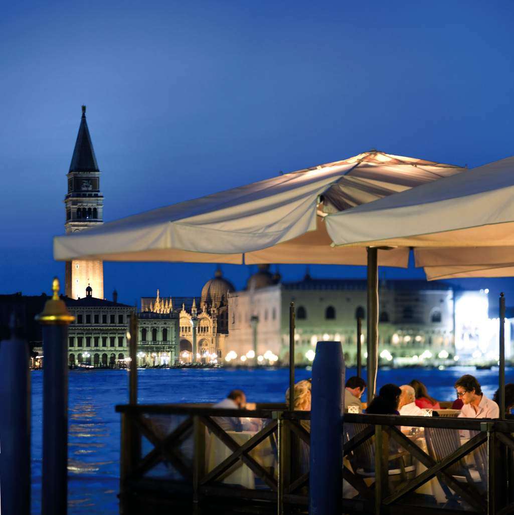 Belmond Cipriani Hotel: view of Venice